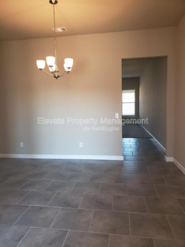 Building Photo - 2209 Ailsa Rd