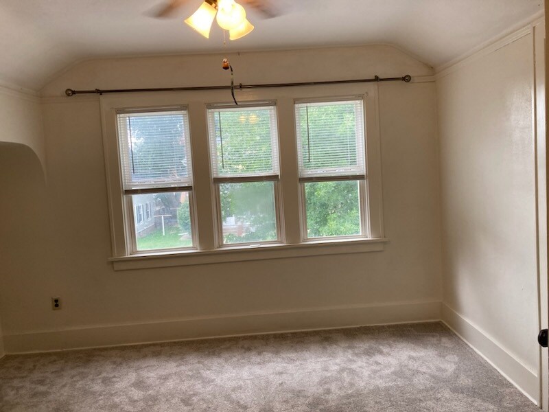 Upstairs bedroom - 3907 Peters Ave