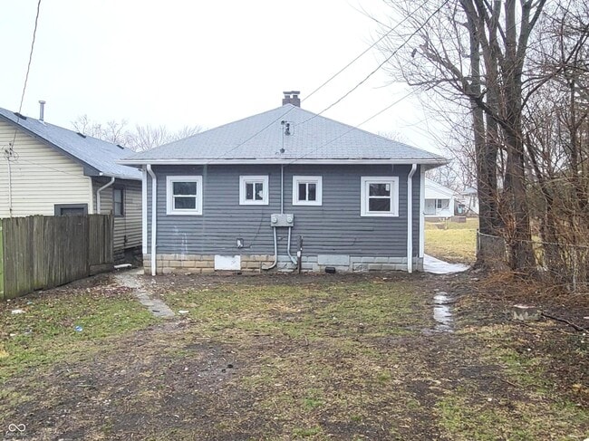 Building Photo - 3609 E Vermont St