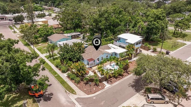 Building Photo - 4801 14th Ave S