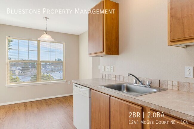 Building Photo - 1244 Mcgee Ct NE