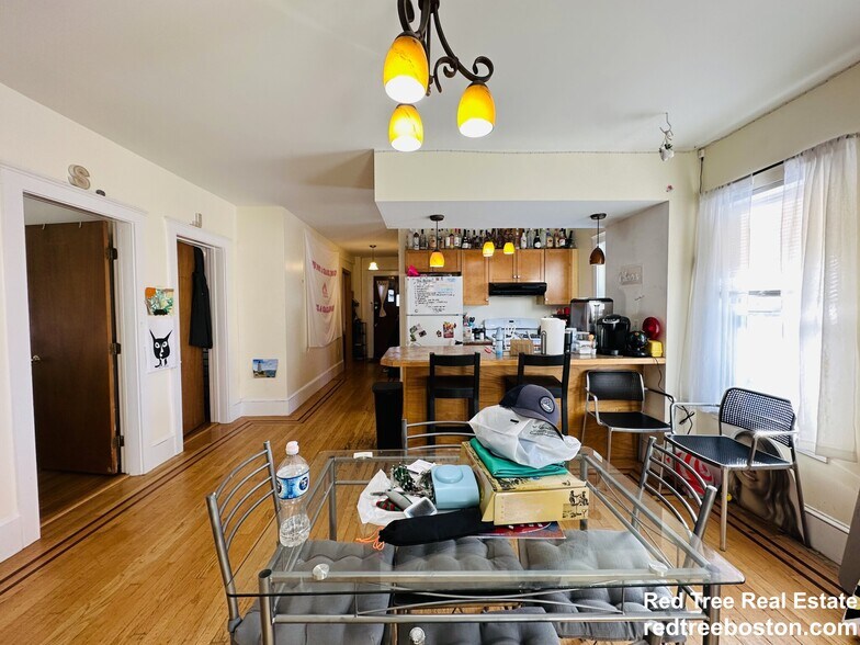 Building Photo - 28A Cherry St