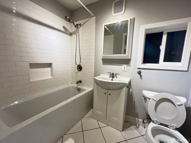 Building Photo - 3645 25th St