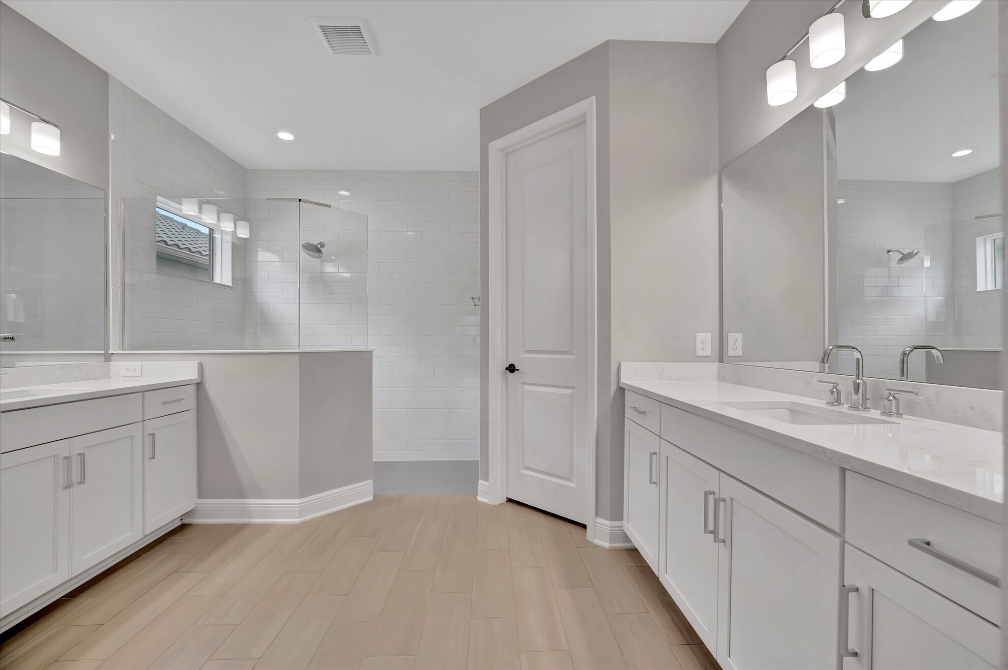 Building Photo - 10182 Crystal Isle Cir