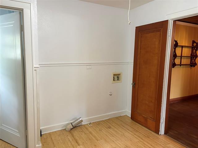 Building Photo - 828 W Gandy St