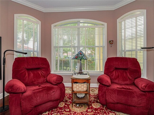 Building Photo - 5873 Pine Ridge Cir