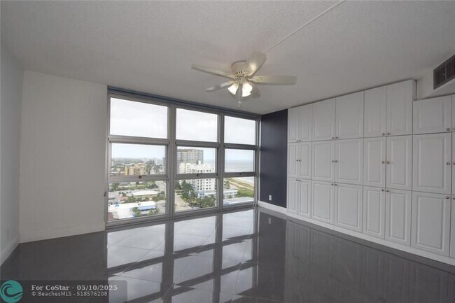 Building Photo - 531 N Ocean Blvd