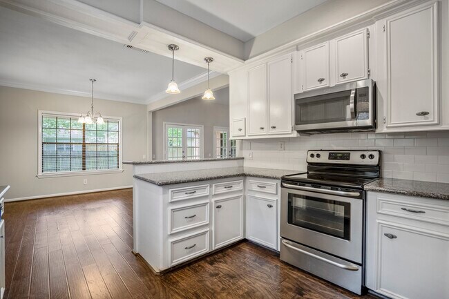 Building Photo - 3219 Fitzgerald Dr