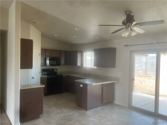 Building Photo - 2991 E Estrella Vis