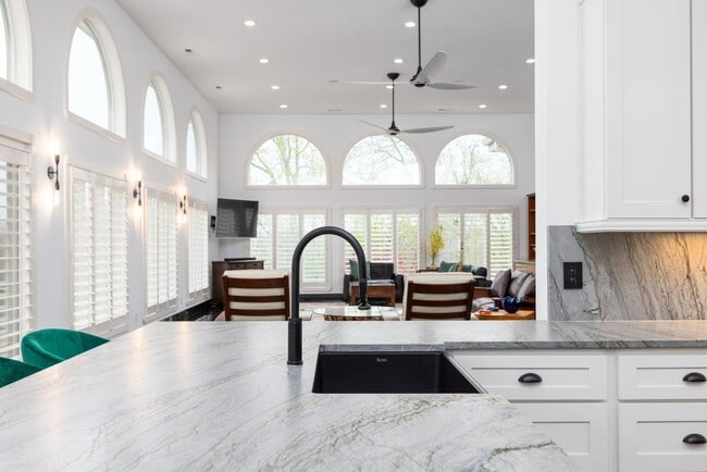 Building Photo - Located in the gated Valhalla community in Brentwood