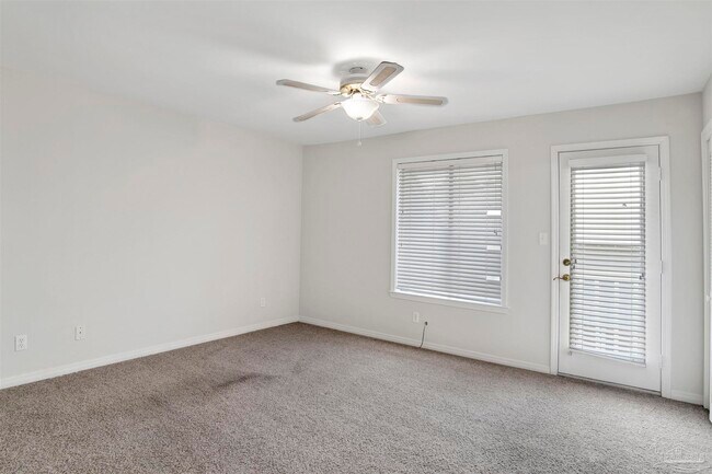 Building Photo - 13414 Valerie Dr