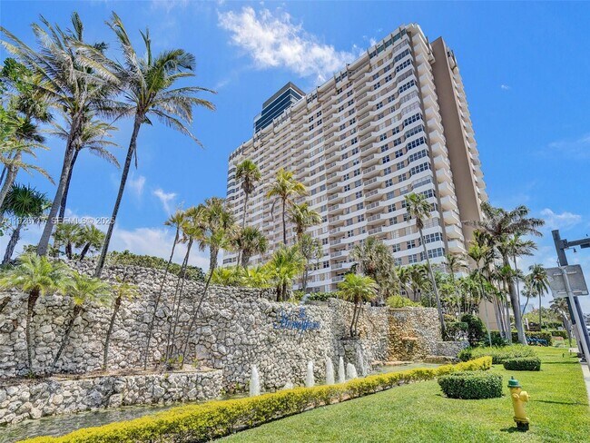 Building Photo - 1980 S Ocean Dr