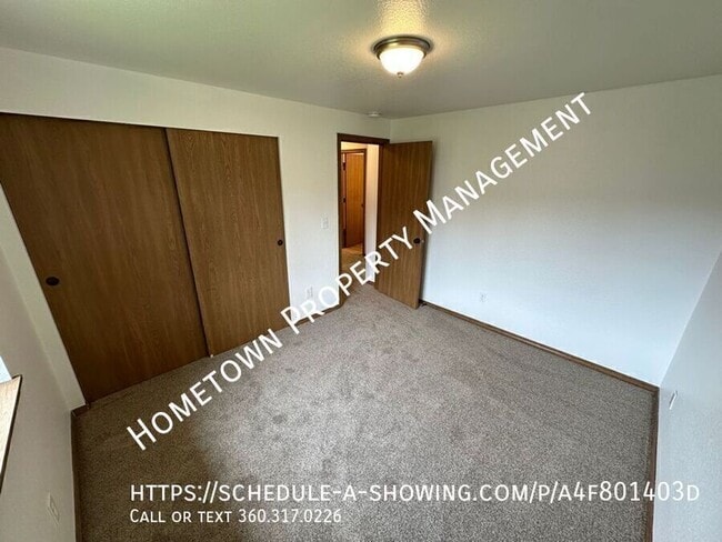 Building Photo - 6029 54th Ct SE