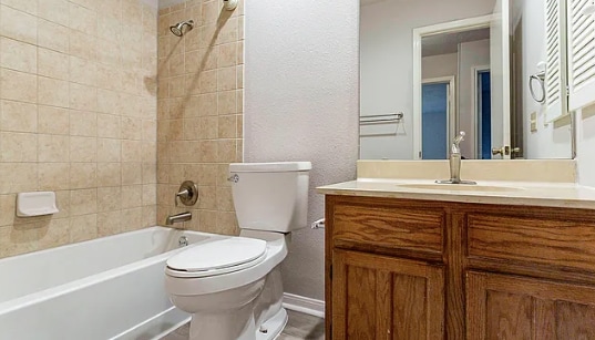 Building Photo - 16503 Fox Den