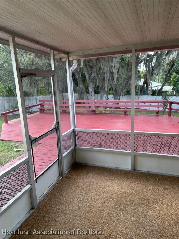 Building Photo - 647 Holmes Ave