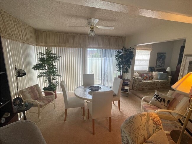 Building Photo - 1715 Atrium Dr