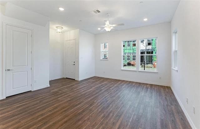 Building Photo - 9924 Schramm St