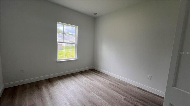 Building Photo - 3360 SW 129th Loop
