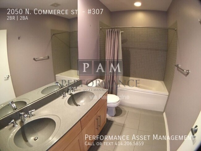 Building Photo - 2050 N Commerce St