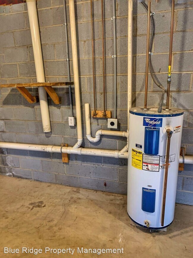 Building Photo - 3 br, 2 bath House - 972 Kendrick Creek