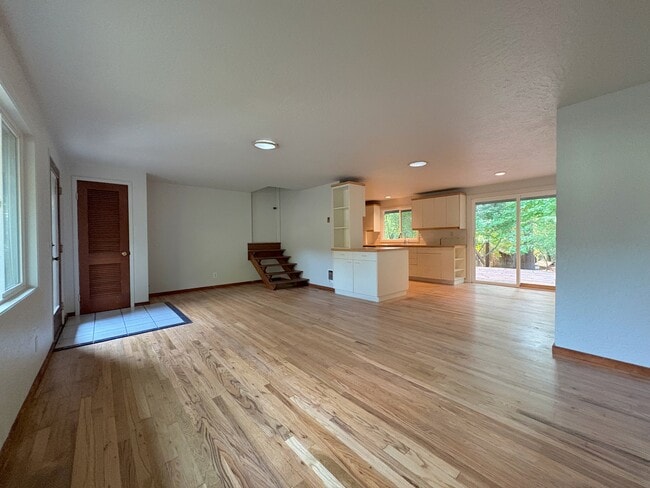 Building Photo - 3060 Onyx St