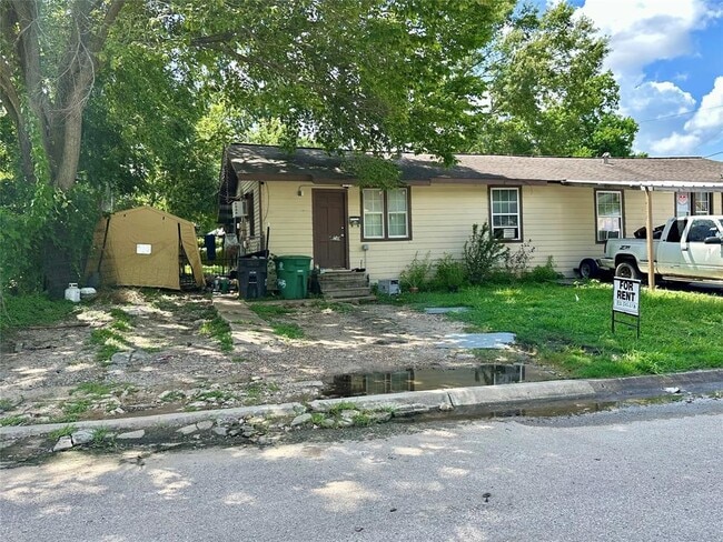 Building Photo - 8225 Garland St