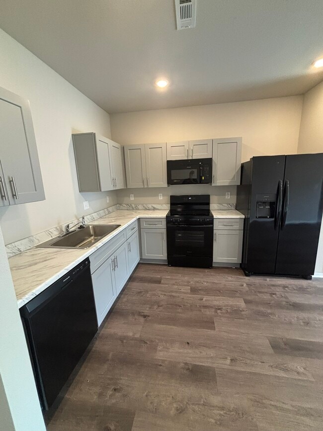 Building Photo - 3412 SW Adoration St