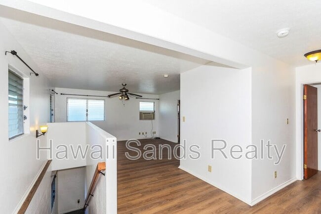 Building Photo - 3331 Hayden St