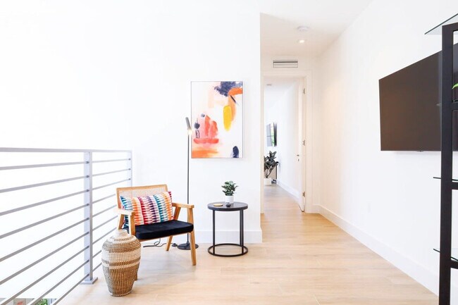 Building Photo - 3118 Elizabeth St