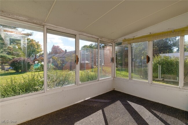 Building Photo - 4880 Anderson Rd