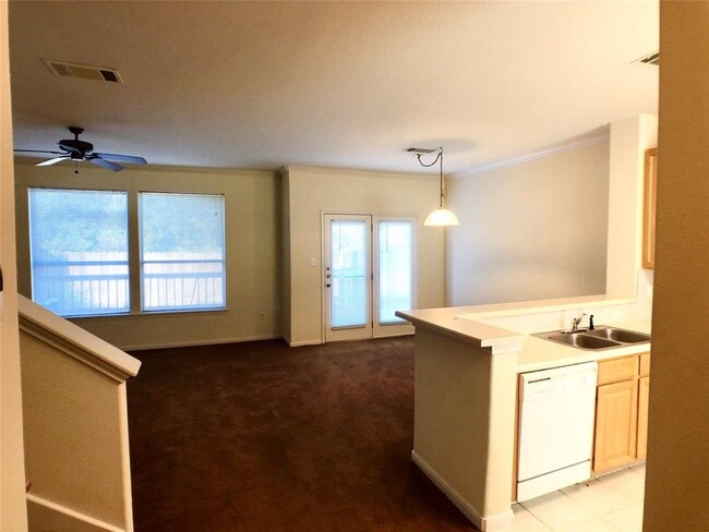 Building Photo - 4620 W William Cannon Dr