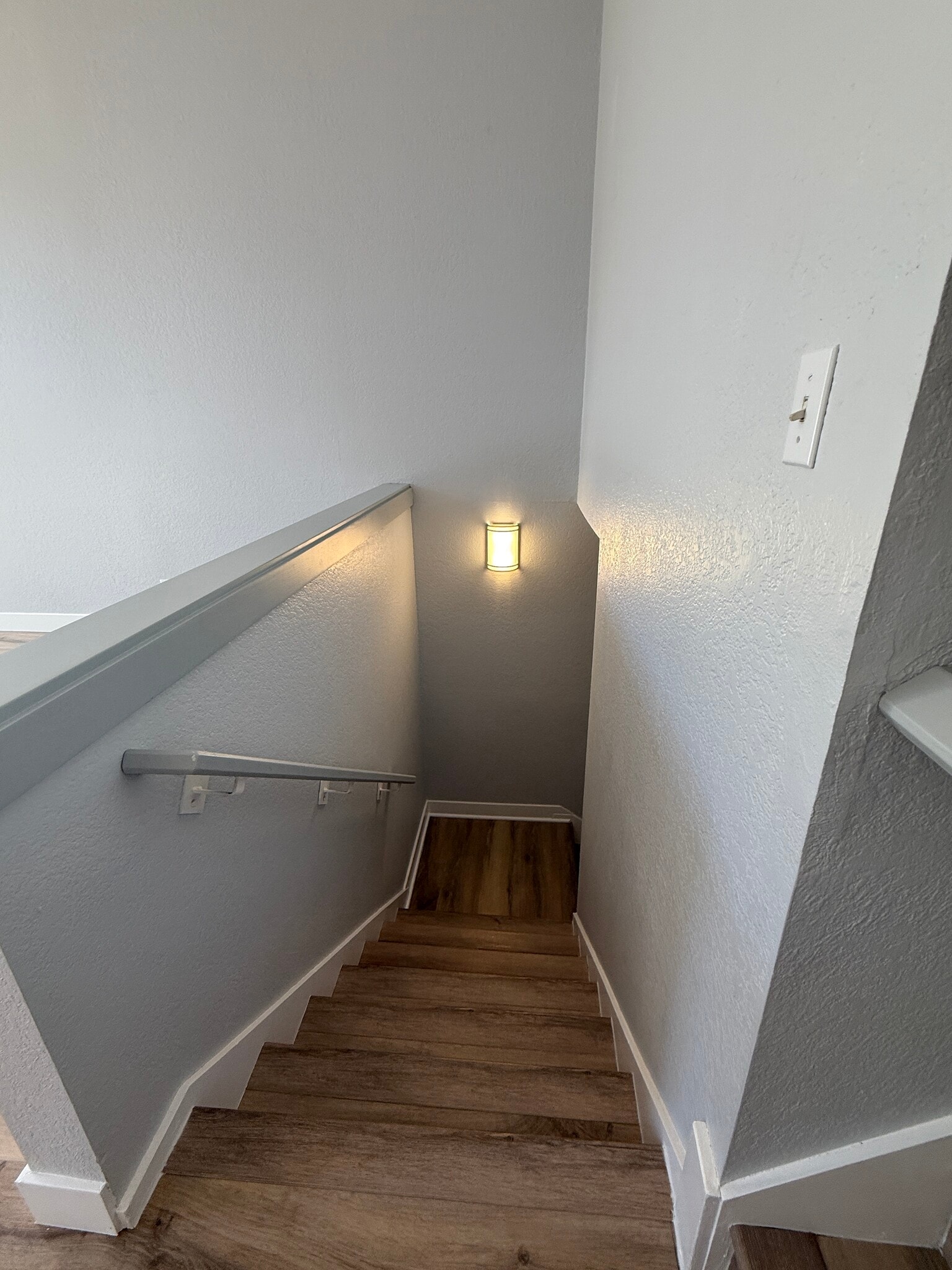 Building Photo - 4549 Alla Rd