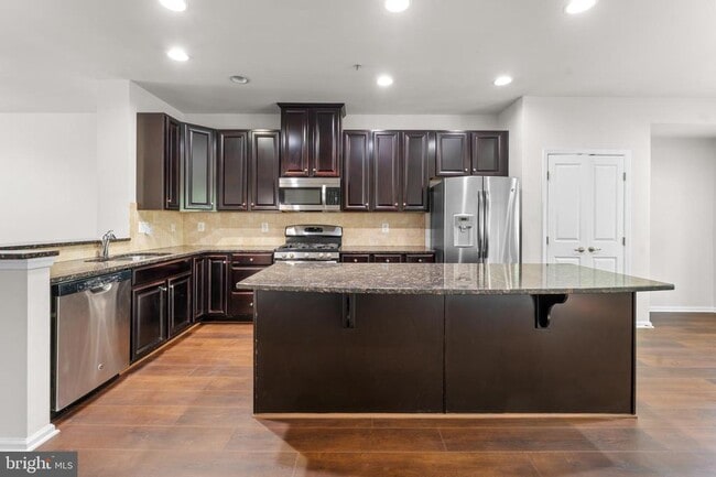 Building Photo - 8629 Enoch Pratt Dr