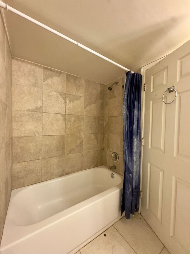 Building Photo - Charming 3 Bedroom/2 Bathroom Home in Parkville, MD!