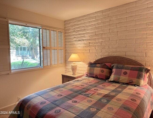 Building Photo - 4800 N 68th St