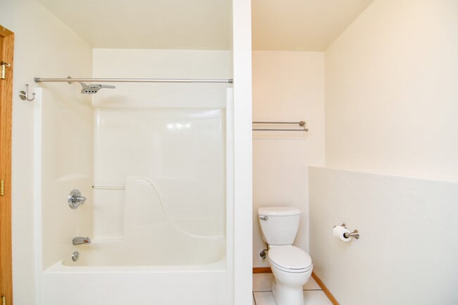 Building Photo - 235 Cavil Way