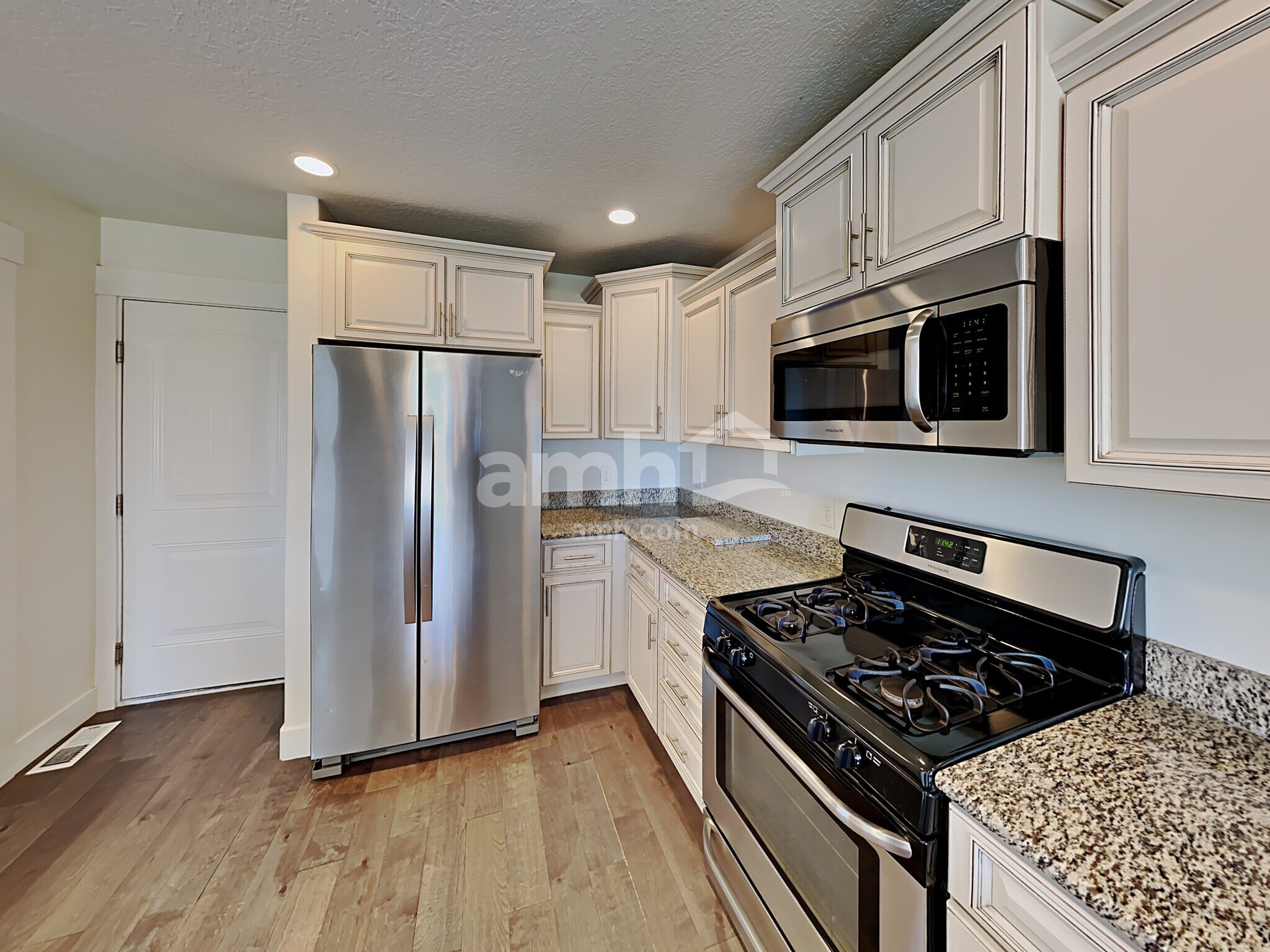 Building Photo - 1641 E Tumwater Ln