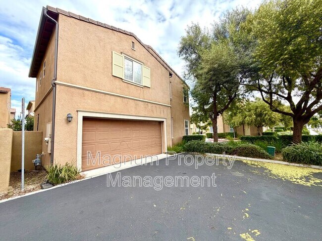 Building Photo - 37390 Paseo Violeta