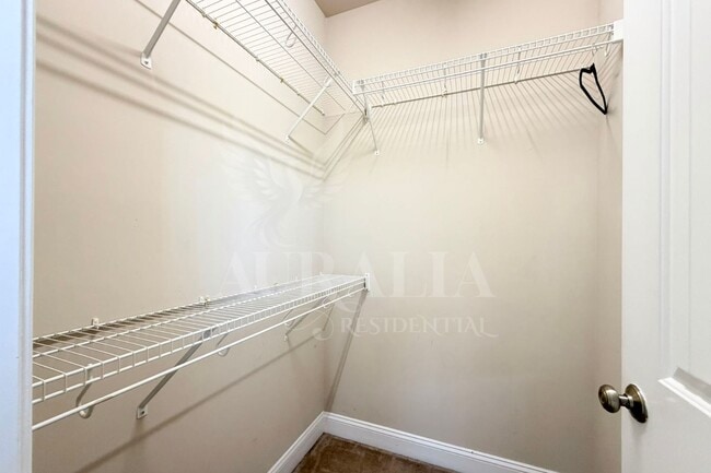 Building Photo - 7754 ACC Blvd