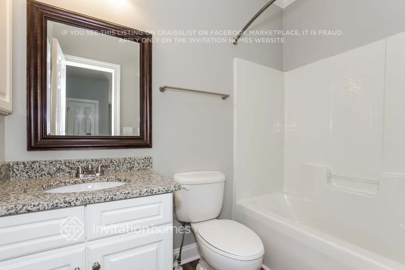Building Photo - 3016 Ivy Brook Pl