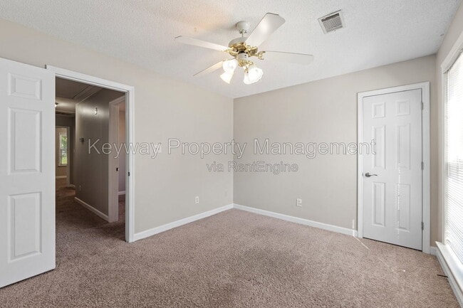 Building Photo - 5366 Angel Falls