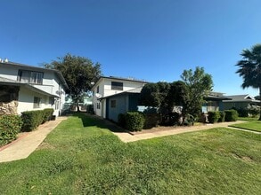 Building Photo - Water, Sewer, Garbage paid