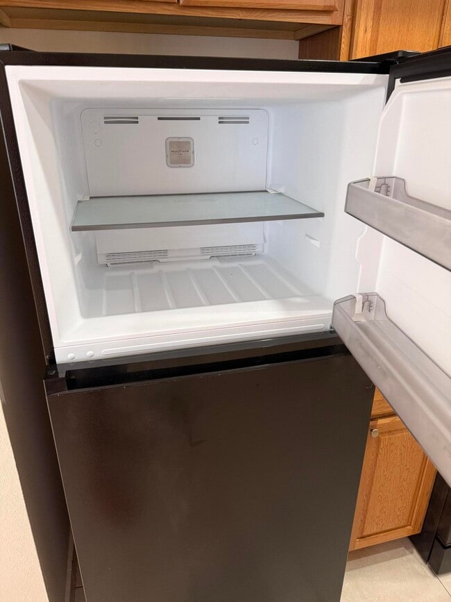 Building Photo - 3391 Helena Dr