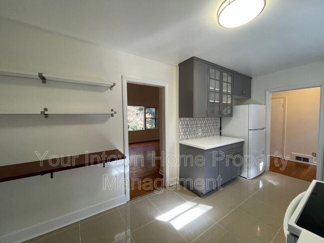 Building Photo - 1876 Mason Mill Rd