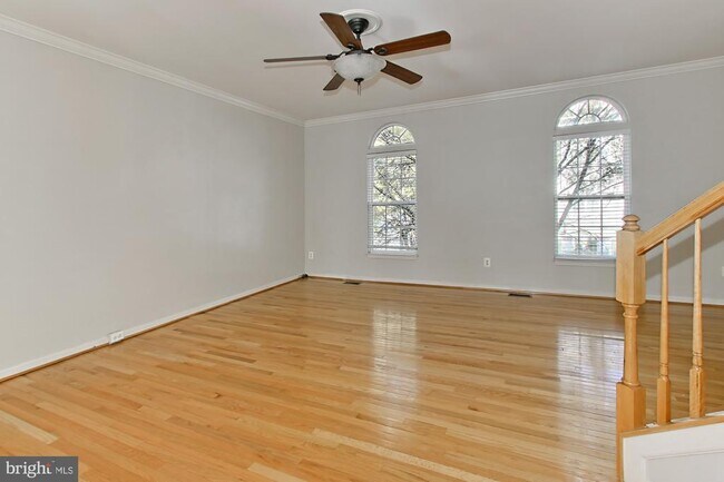 Building Photo - 5054 Grimm Dr