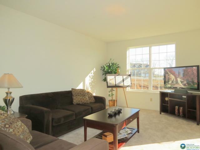 Building Photo - 4565 Woodbrush Way