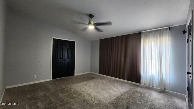 Building Photo - 9647 S 30th Dr