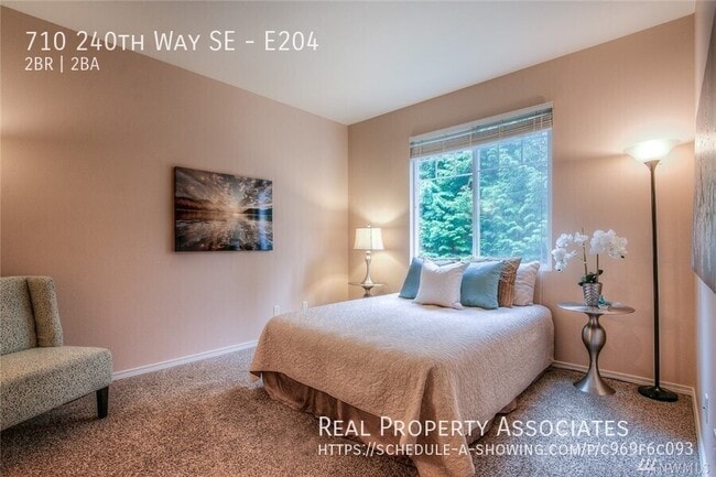 Building Photo - 710 240th Way SE