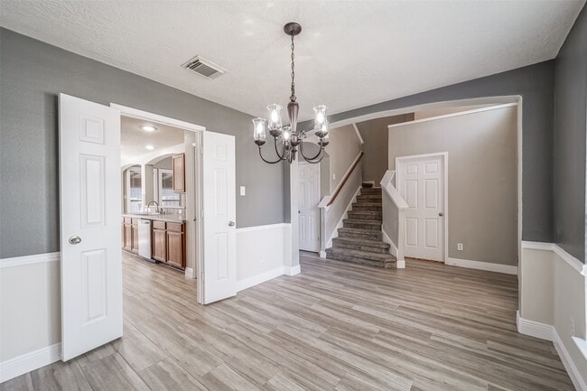 Building Photo - 4822 Mosaic Canyon Ct