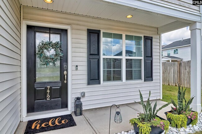 Building Photo - 772 Tanager Ln